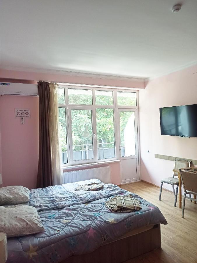 Hotel Caucase Tbilissi Extérieur photo